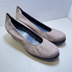 SABRINAS OF SPAIN Taupe Comfort Heels SZ 41 - US W 10.5